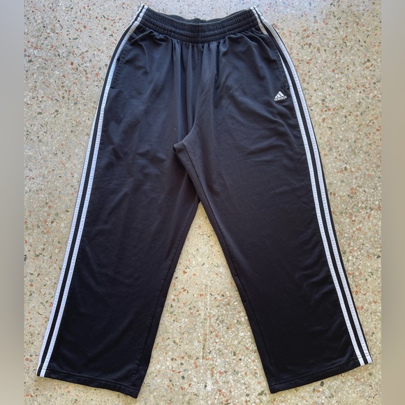 Adidas Black and White Tripped Athletic winter Pants Brand New ! Size M - Picture 2 of 4